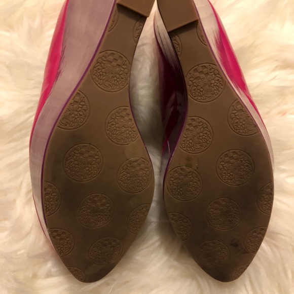 Vince Camuto Open Toe Platform Wedge Heels - Picture 6 of 8